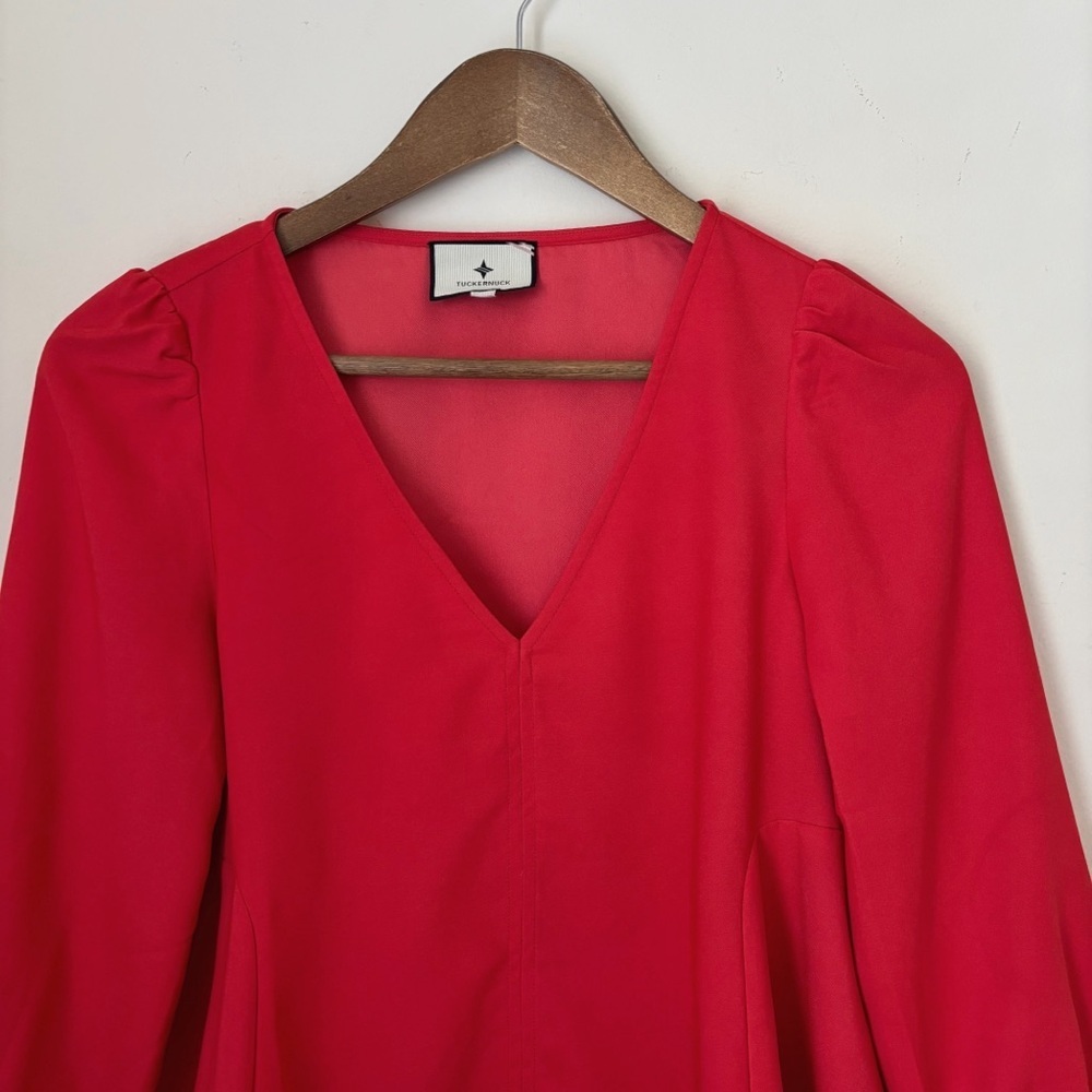 Tuckernuck Poppy Red Hollis V Neck Blouse XS Preppy Classic - Picture 3 of 8